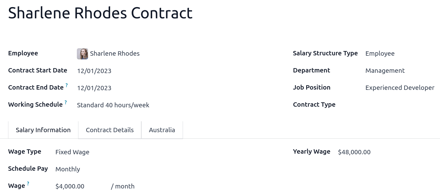 Formulario de empleados en la aplicación Nómina de Odoo.