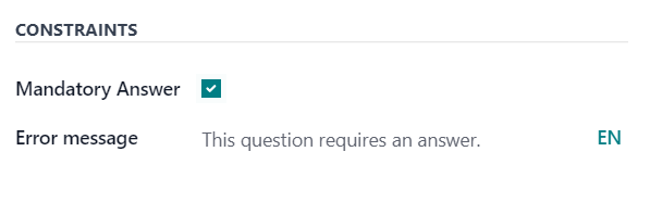 La sección de Restricciones en la pestaña de opciones en Encuestas de Odoo.