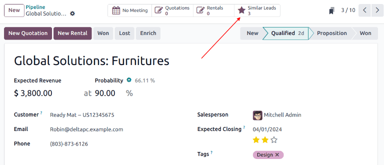 유사 영업제안 스마트 버튼이 강조되어 있는 영업기회 레코드입니다.